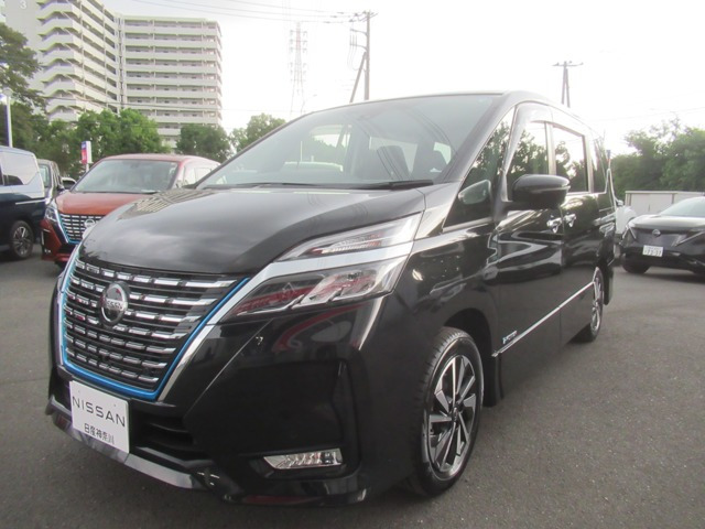 セレナ1.2 e-POWER ハイウェイスターV