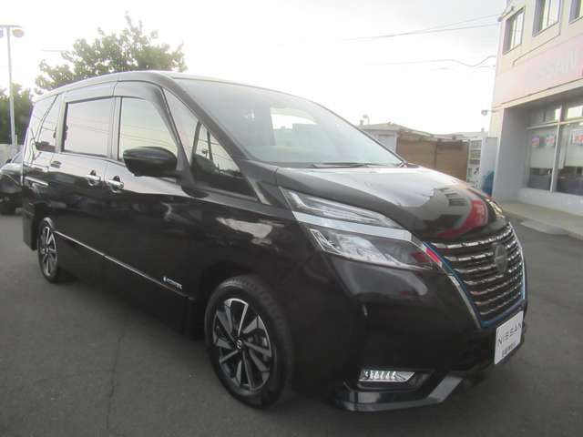 セレナ1.2 e-POWER ハイウェイスターV