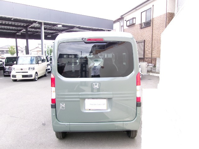 N-VAN