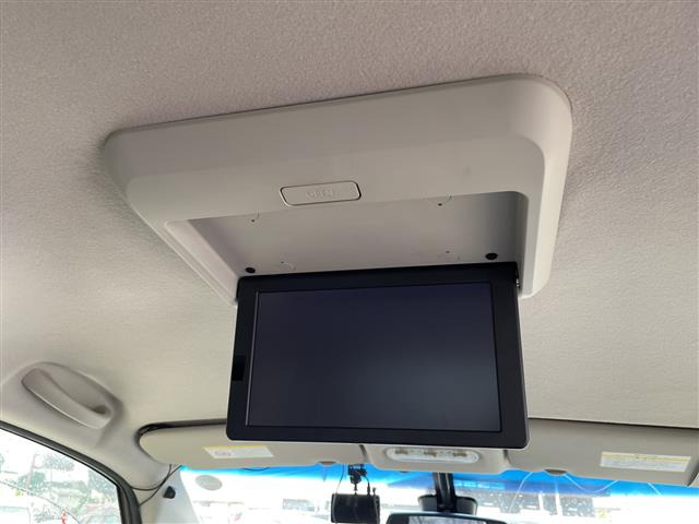 セレナ2.0 ハイウェイスター Vセレクション+Safety II S-HYBRID