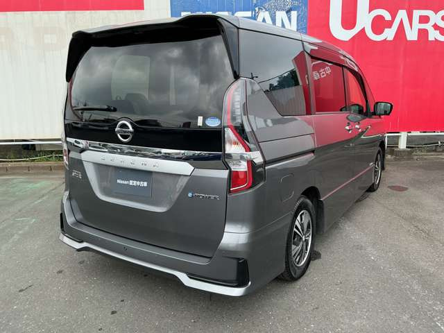 セレナ1.2 e-POWER ハイウェイスターV