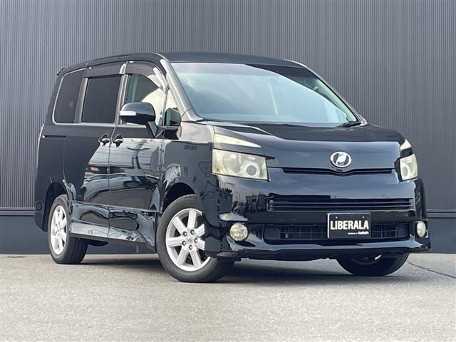 ヴォクシー2.0 ZS 4WD