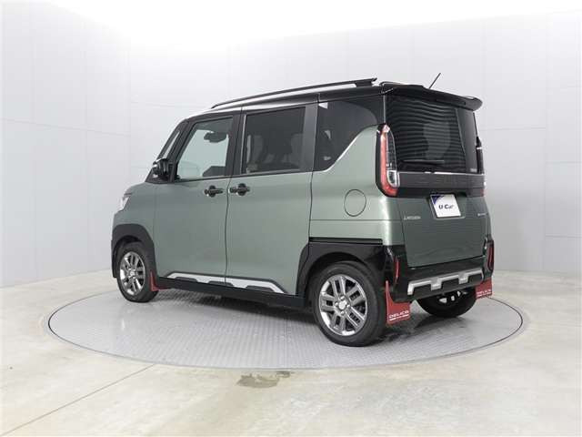 デリカミニT プレミアム 4WD