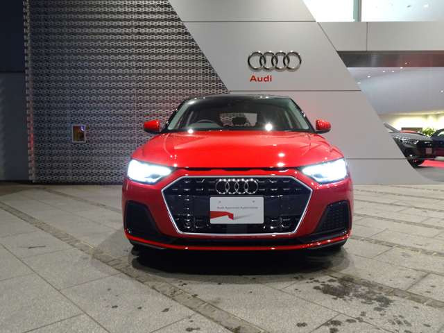 A1スポーツバック25 TFSI アドバンスド