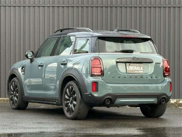 ミニクロスオーバークーパー SD オール4 4WD