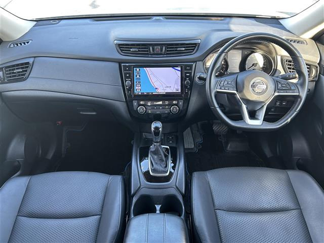 エクストレイル2.0 20Xi ハイブリッド 4WD