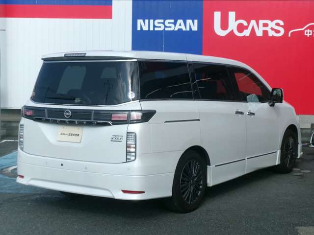 エルグランド2.5 250ハイウェイスターS アーバンクロム