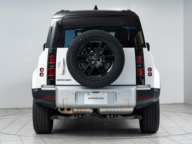 ディフェンダー110 S 3.0L D300 ディーゼル 4WD