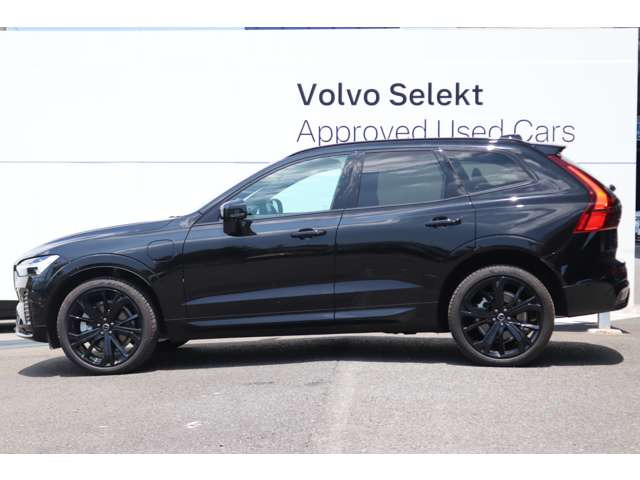 XC60ウルトラ T6 AWD プラグイン ハイブリッド ブラック エディション 4WD