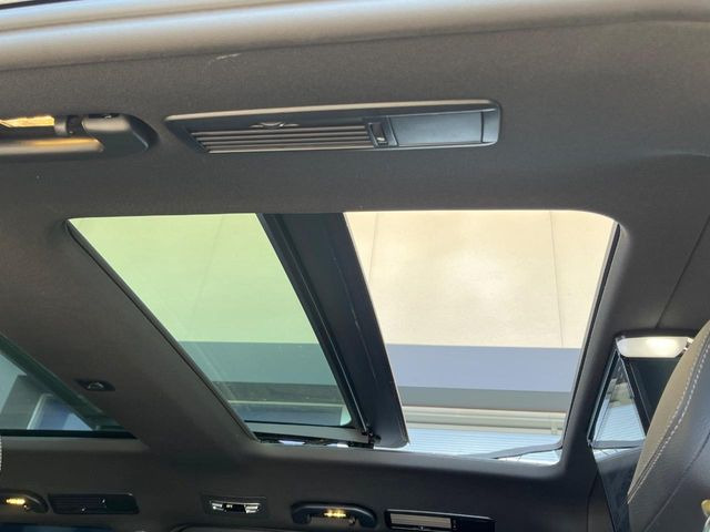 VクラスV220d アバンギャルド ロング AMGライン