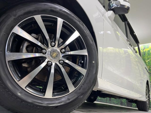 �y16�C���`�A���~�z�C�[���z�O�ςɃ}�b�`�����A���~�z�C�[���𑕒����Ă���܂��B�e��A���~�z�C�[����A�X�^�b�h���X�^�C�����戵�����Ă���܂��B���񂲑��k����������