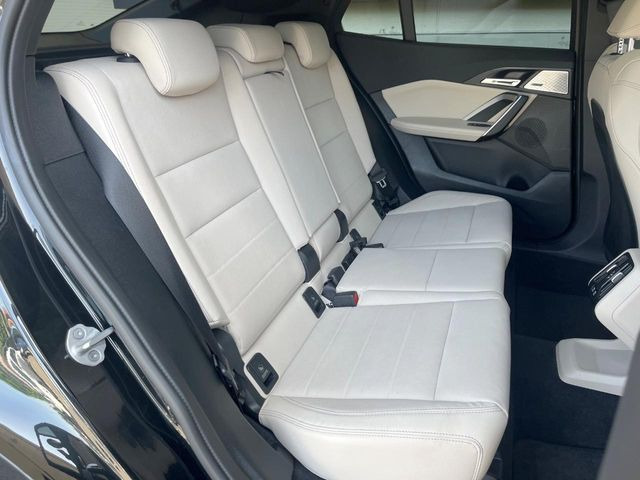 ���㕔���Ȃ��C�ɂȂ�悤�ȃL�Y�E�����ւ��蓙�A�傫�ȃ_���[�W�͂Ȃ��A�ǍD�ȏ�Ԃł��B