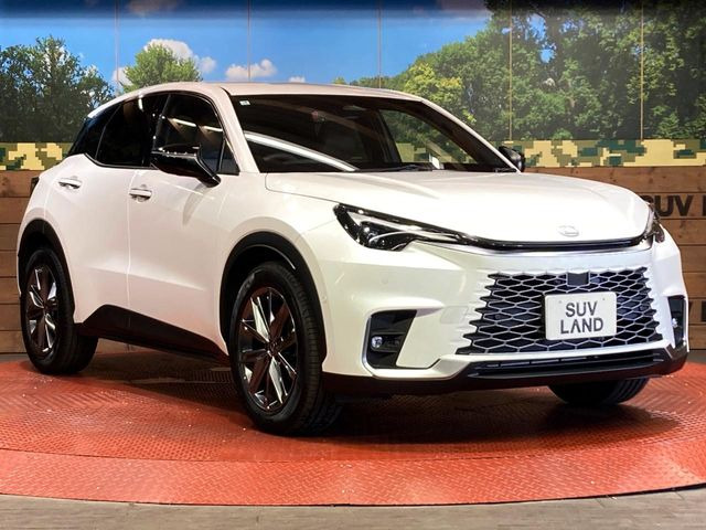 �������x�̃K���X�疌�ŝ����͂������A�㎿�ȃc���E����������B���O����_���J�����؂Ȉ��Ԃ�ی삵�A�F�����E�򉻂�h�~�B�u�e�X�v���b�V���R�[�g�v�A�u�e�v���~�b�T�R�[�g�v���炨�I�т��������܂��B
