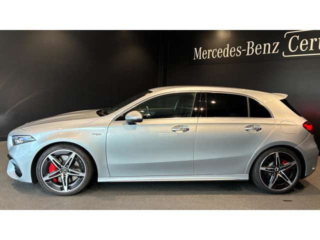 AクラスAMG A45 S 4マチックプラス 4WD