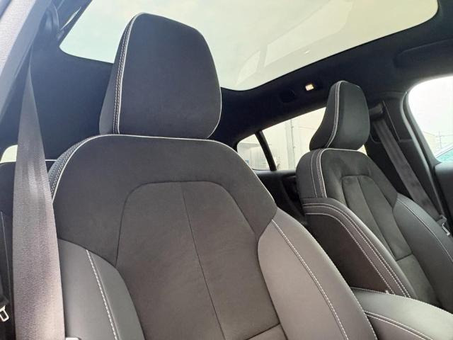 C40リチャージ ツイン 4WD