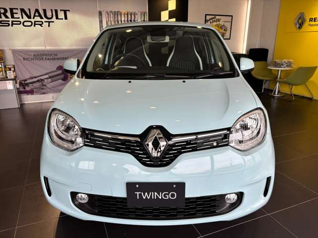 トゥインゴインテンス