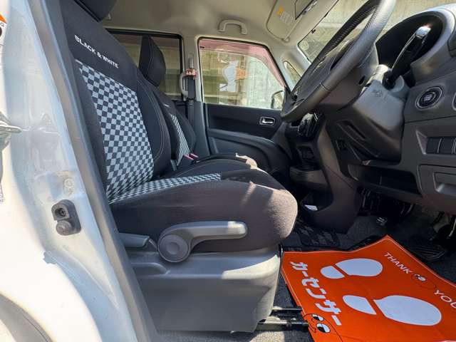 内装です☆納車前にクリーニングも実施致します☆