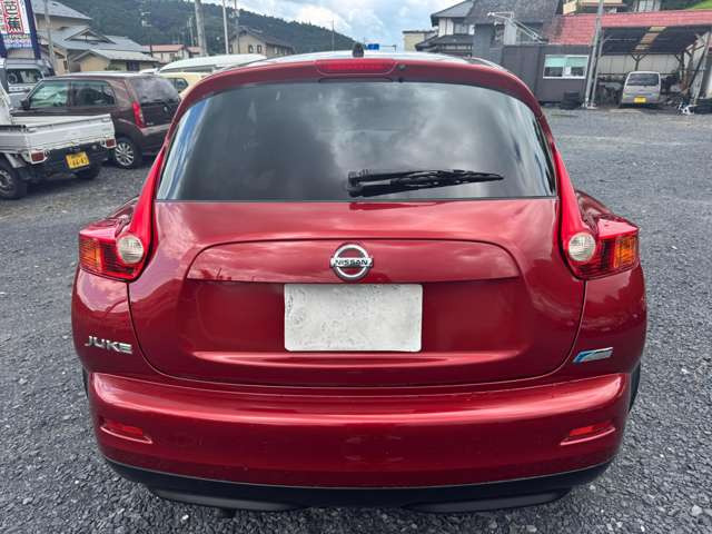 ジューク1.6 16GT FOUR 4WD
