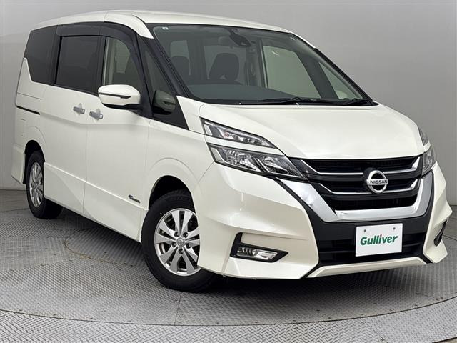セレナ2.0 ハイウェイスター 4WD