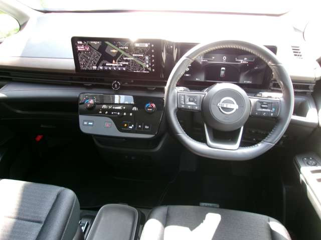 セレナ1.4 e-POWER ハイウェイスターV