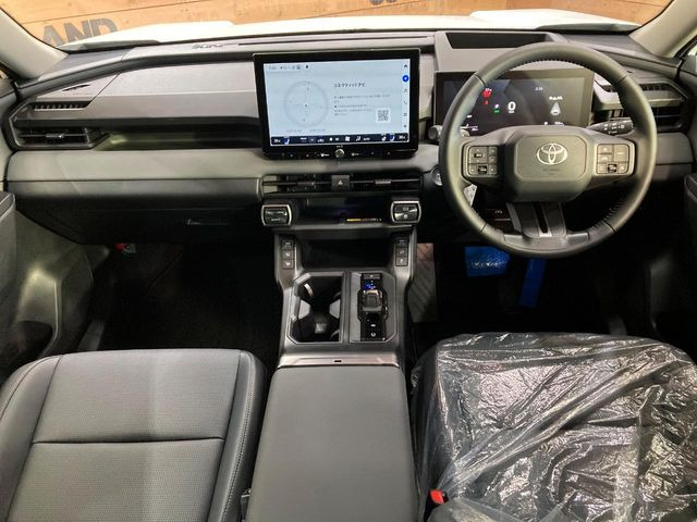 RAV42.5 Z E-Four 4WD