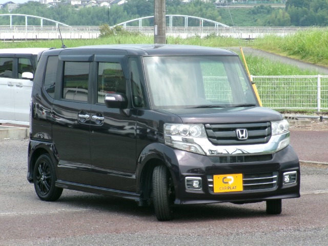 N-BOXカスタムG SSパッケージ ブラックスタイル