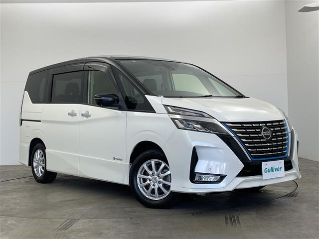 セレナ1.2 e-POWER ハイウェイスターV