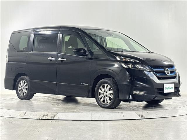 セレナ1.2 e-POWER ハイウェイスターV