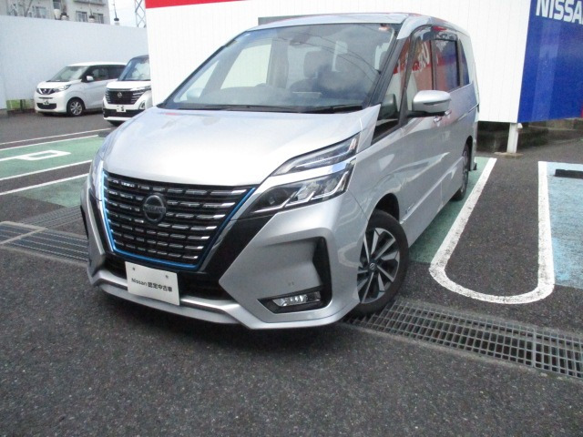 セレナ1.2 e-POWER ハイウェイスターV