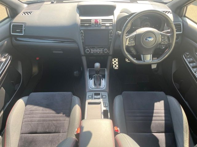 WRXS4 2.0 GT-S アイサイト 4WD