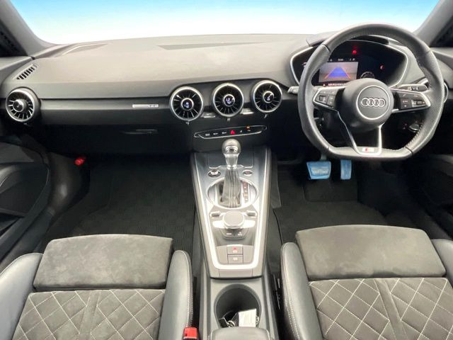 TTクーペ40 TFSI Sラインパッケージ