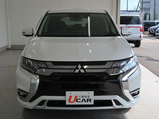 アウトランダーPHEV2.4 G 4WD