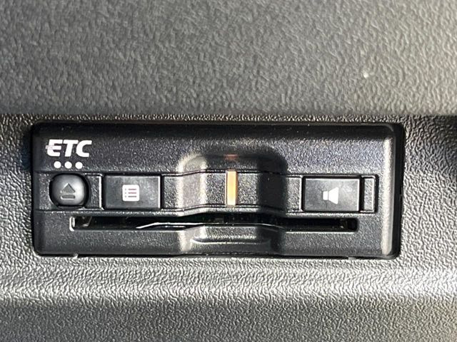 【ETC】高速道路の料金所をストレスなく通過!話題のスポットやサービスエリアに多い「スマートIC」利用時は必須のアイテムです。当店でセットアップを実施、ご納車当日からすぐにご利用いただけます!