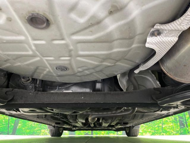 下回りがきれいなうちに、防錆加工の施工がオススメ。降雪地域はもちろん、沿岸部にお住いの方や、趣味でマリン・ウィンタースポーツをされる方にご好評いただいております。