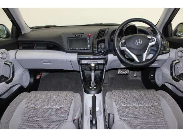 CR-Z1.5 アルファ 日本カー・オブ・ザ・イヤー 受賞記念車
