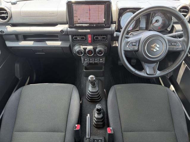 ジムニーシエラ1.5 JC 4WD