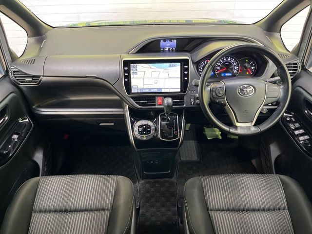 ヴォクシー2.0 ZS 煌II