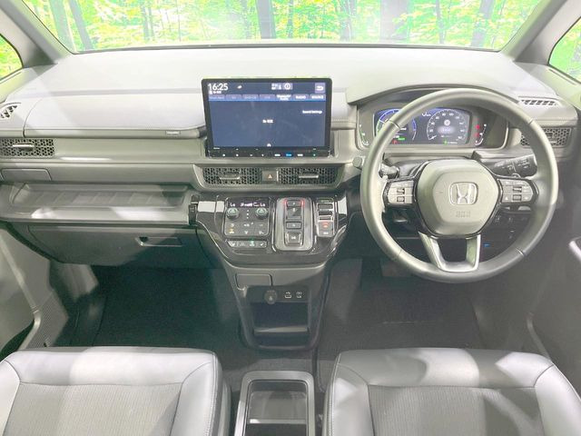 ステップワゴン2.0 e:HEV スパーダ プレミアムライン