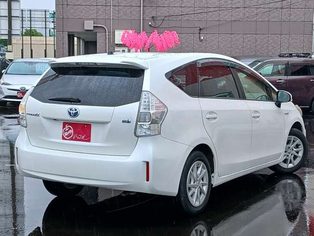 プリウスα1.8 S