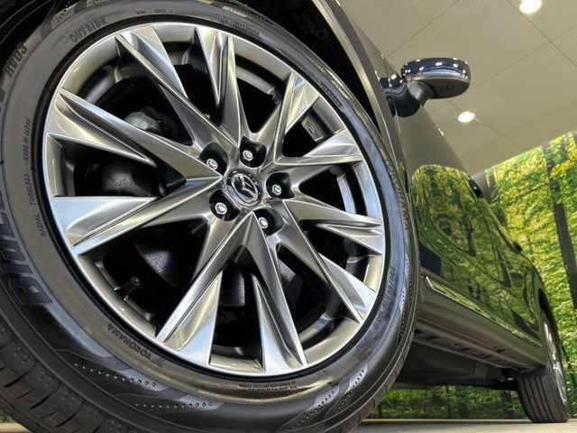�y����19�C���`�A���~�z�C�[���z�O�ςɃ}�b�`���������A���~�z�C�[���𑕒����Ă���܂��B�e��ЊO�A���~�z�C�[����A�X�^�b�h���X�^�C�����戵�����Ă���܂��B���񂲑��k����������
