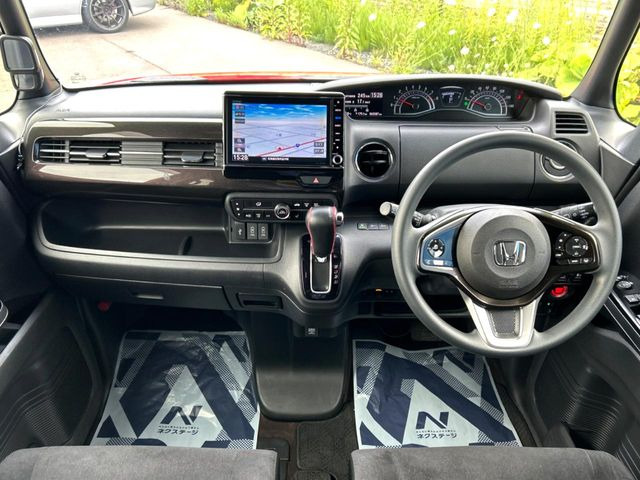 N-BOXカスタムG EX ホンダセンシング