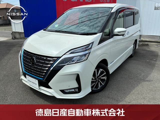 セレナ1.2 e-POWER ハイウェイスターV