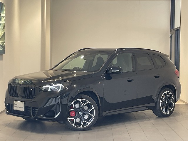 X1M35i xドライブ DCT 4WD