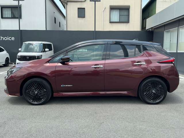 リーフe+ X 90周年記念車
