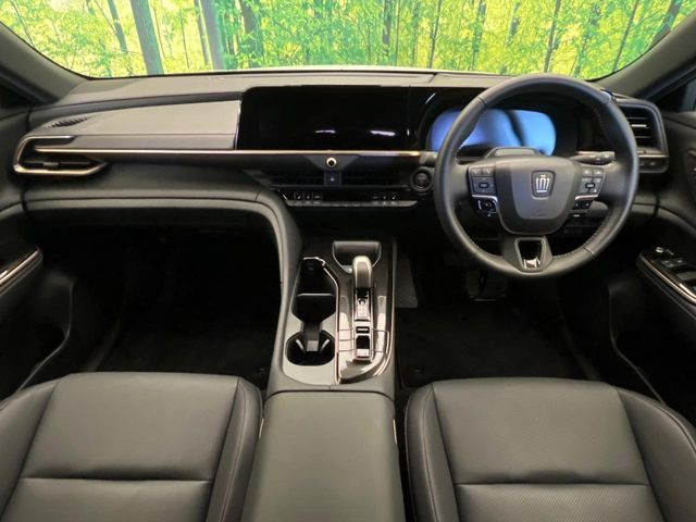 クラウンスポーツ2.5 Z E-Four 4WD
