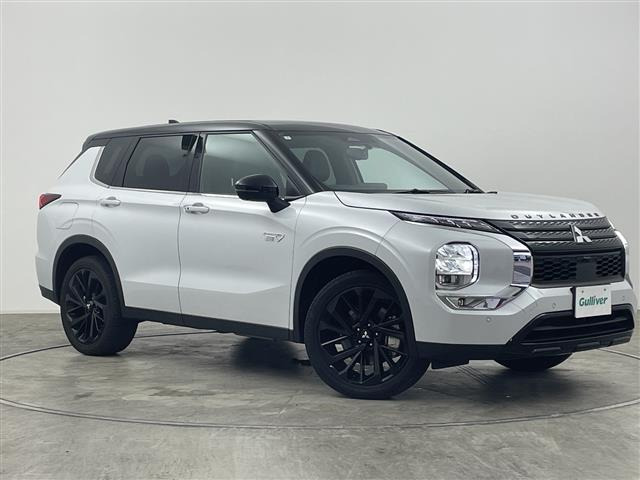 アウトランダーPHEV 2.4 ブラック エディション 4WD