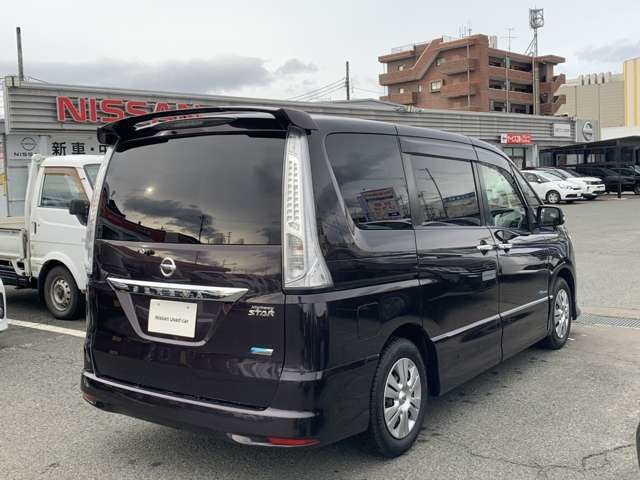 セレナ2.0 ハイウェイスター S-HYBRID Vエアロモード