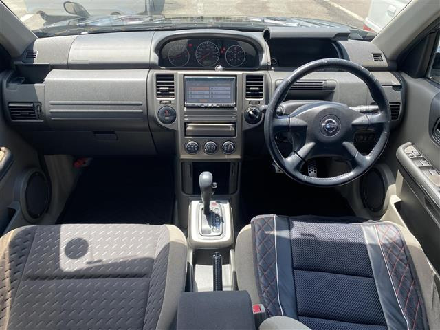 エクストレイル2.0 アクシス 4WD
