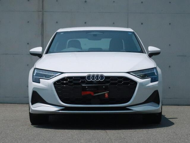 A3セダン30 TFSI アドバンスド