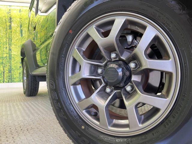 �y����15�C���`�A���~�z�C�[���z�O�ςɃ}�b�`���������A���~�z�C�[���𑕒����Ă���܂��B�e��ЊO�A���~�z�C�[����A�X�^�b�h���X�^�C�����戵�����Ă���܂��B���񂲑��k����������